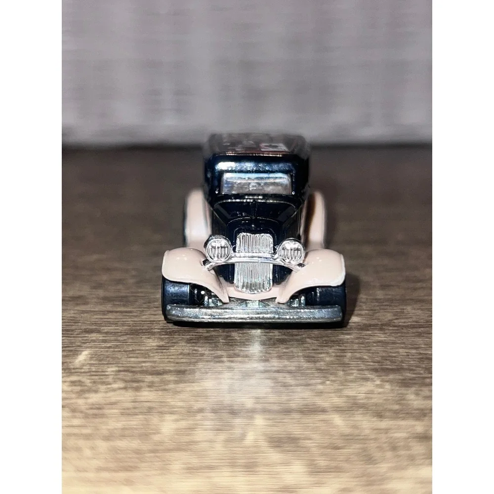 Hot Wheels‎ 2002 Wild Frontier '32 Ford Delivery Truck Black Loose Diecast EUC